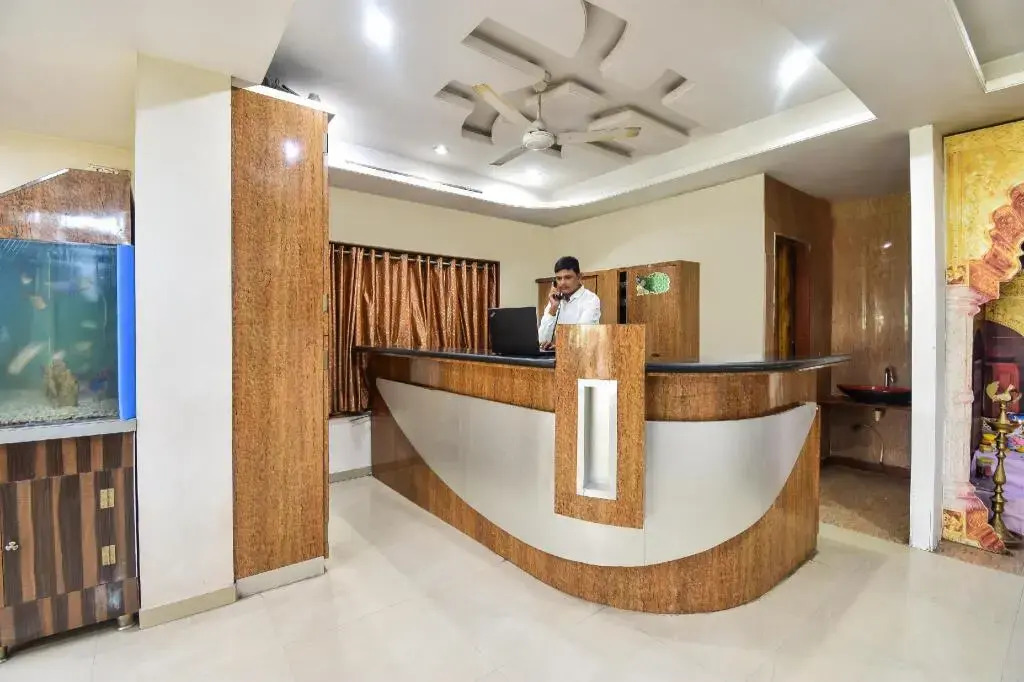 Hotel Neem Palace by OYO Rooms
