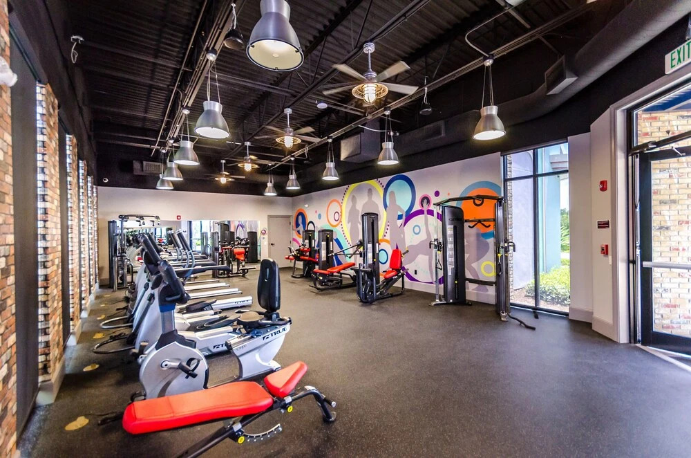 Vibrant Townhome w Private Pool, near Disney