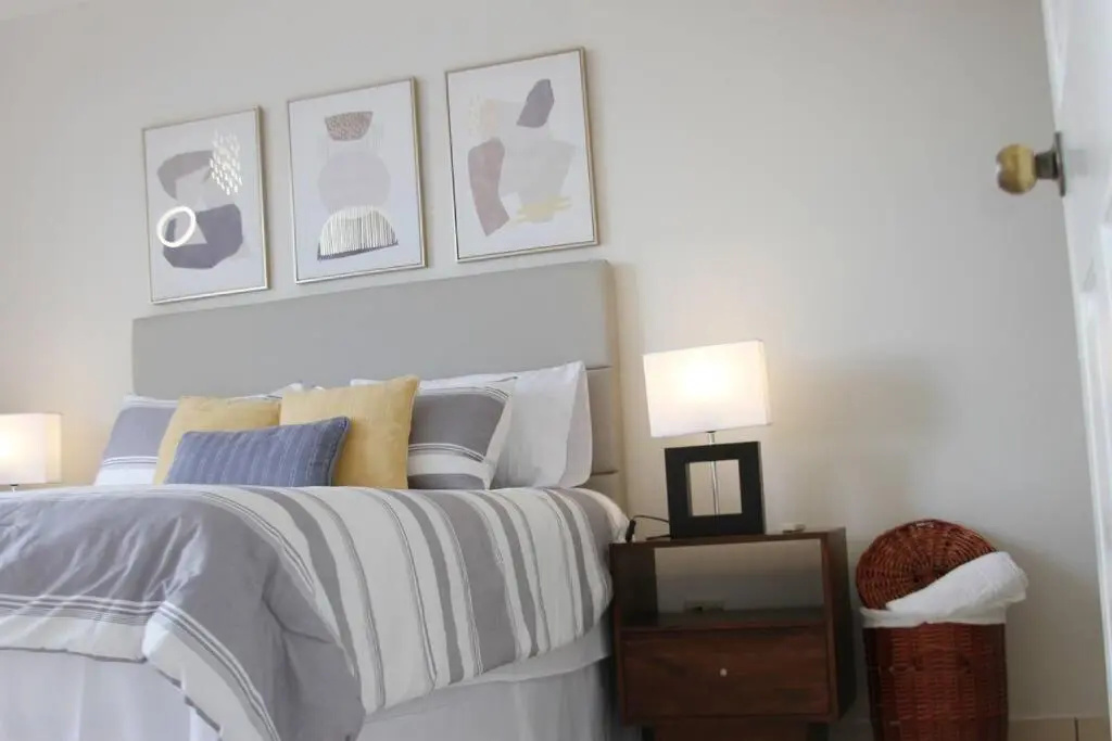 Lovely 3Brm Apt w/City View&Pool @heart of Escalon