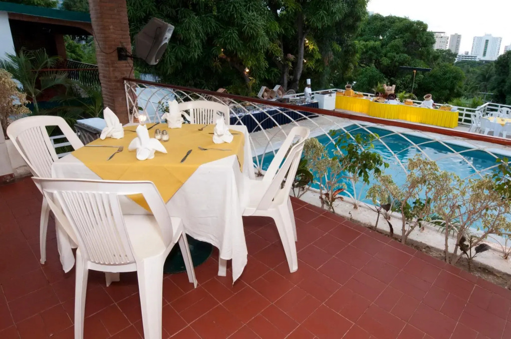 Real Bananas All Inclusive