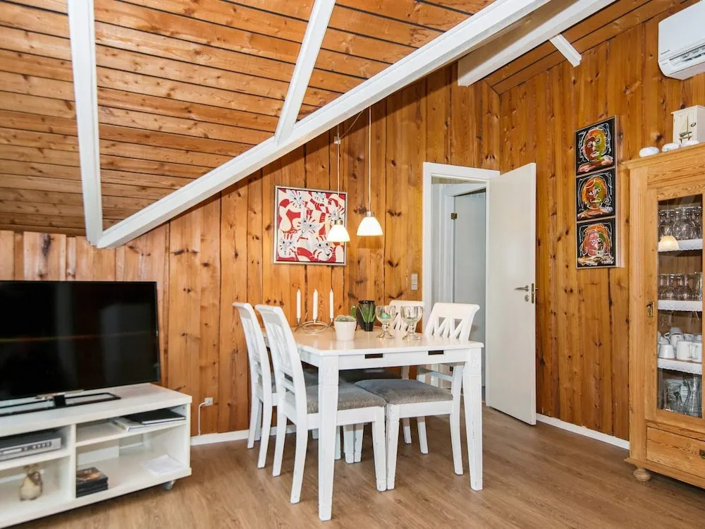 6 Person Holiday Home in Toftlund