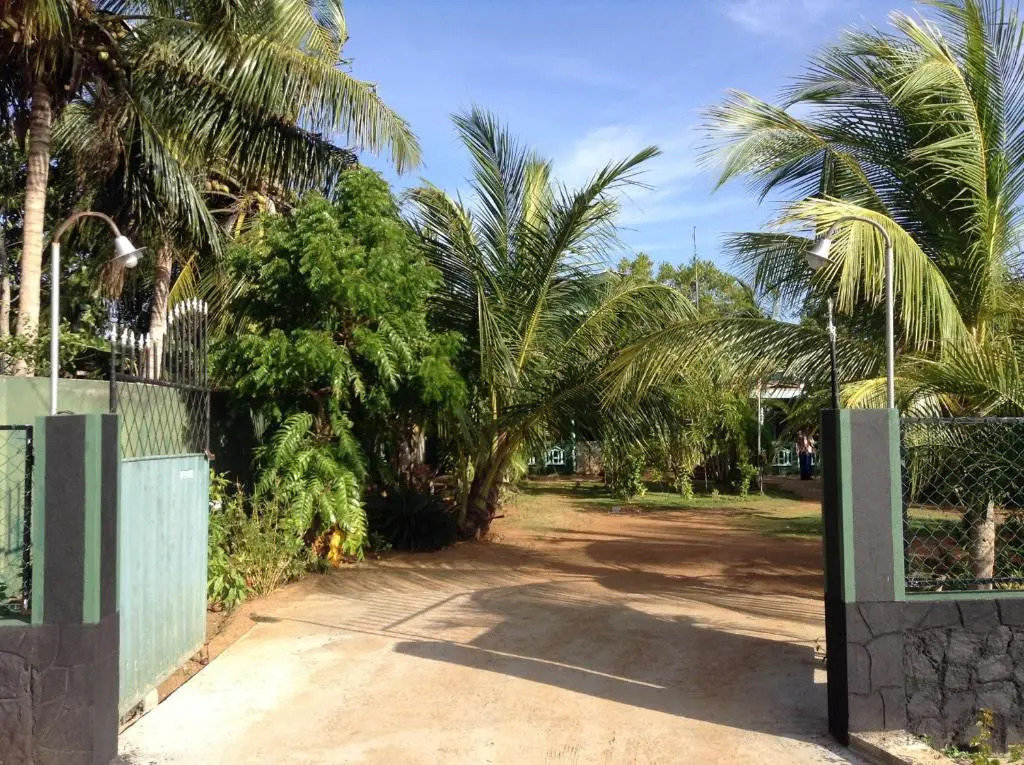 Lagoon Inn