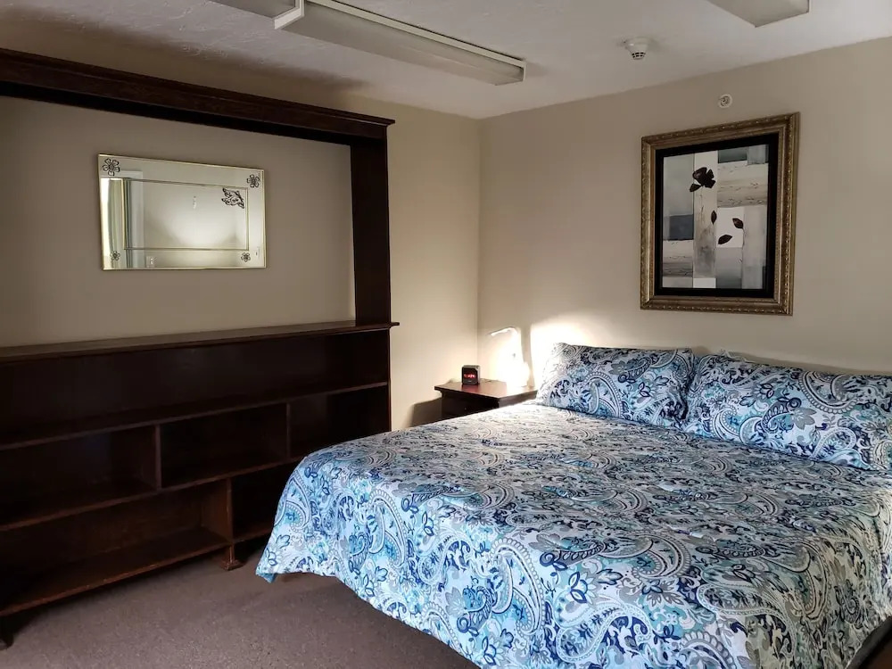 The Medicine Hat Villa