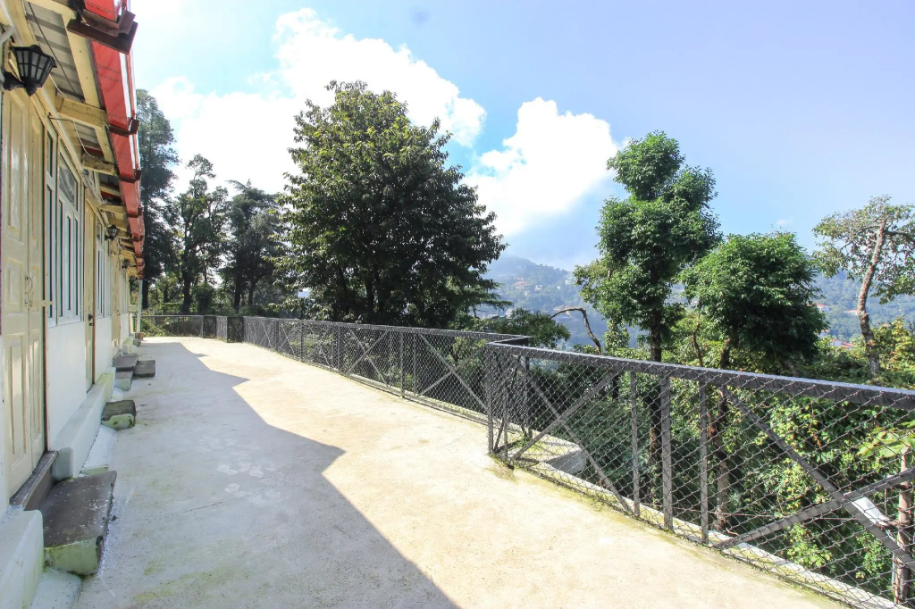 OYO Home 78709 Vibrant Stay Mussoorie