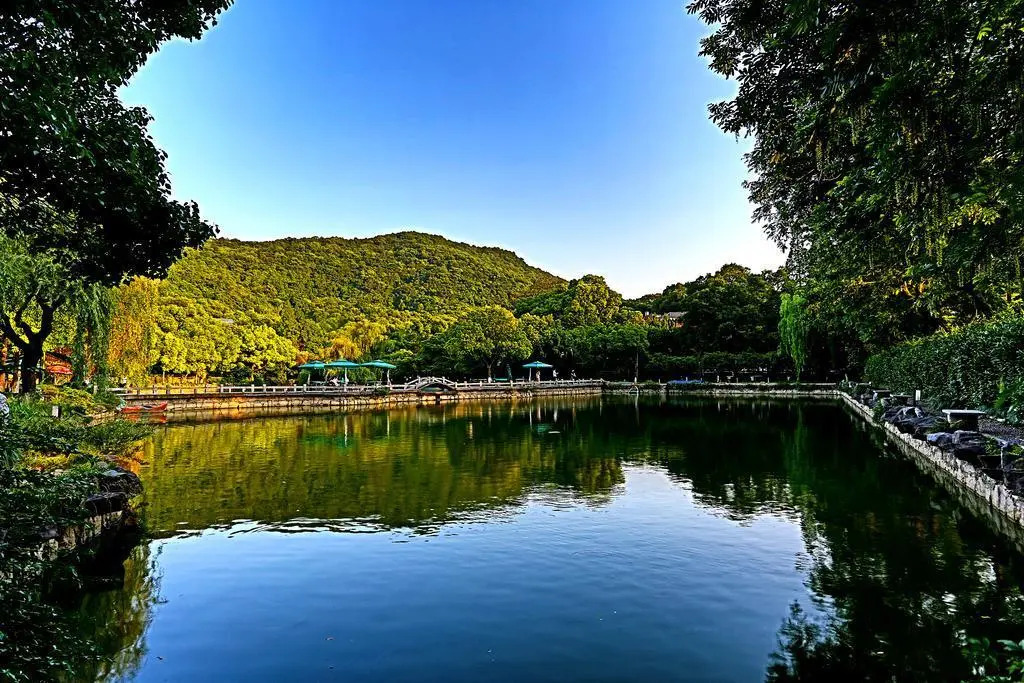 West Lake Vishwa Resort
