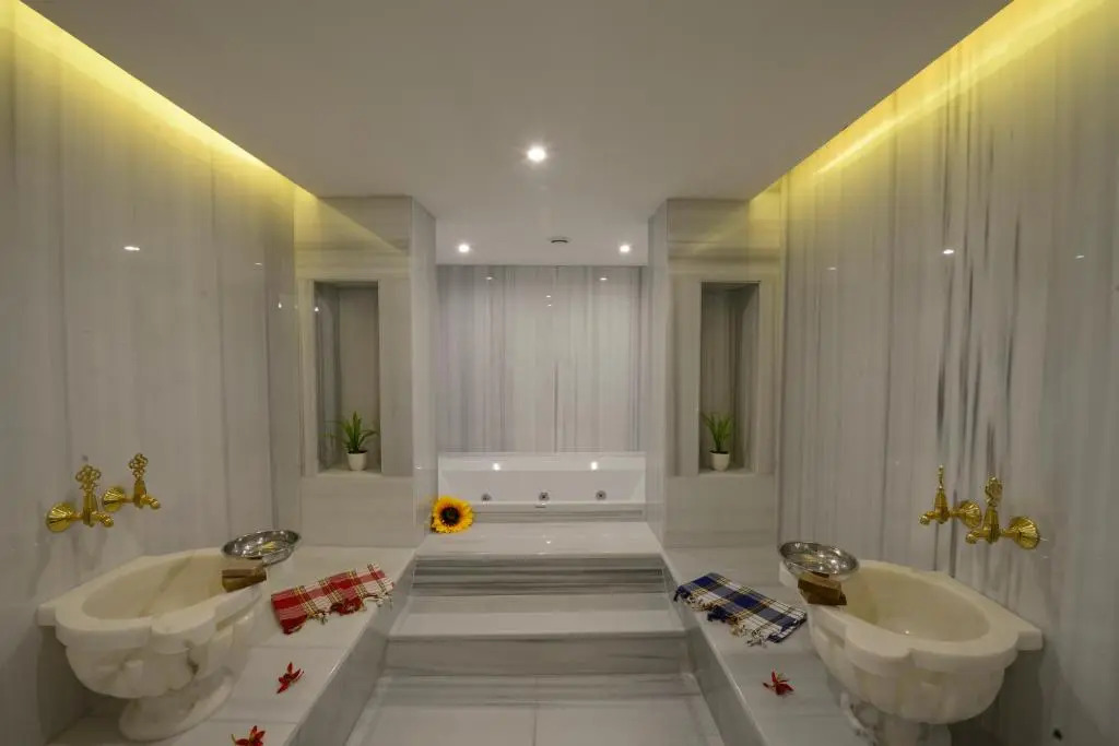 Heybeli Hotel