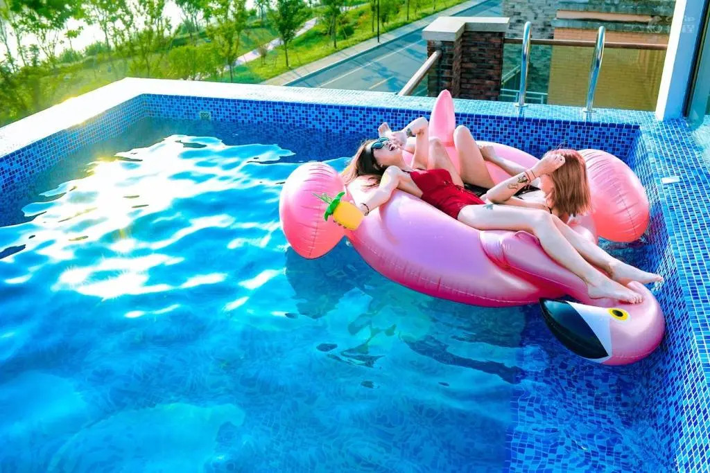 Walker Changhua Brook Villa&Residence