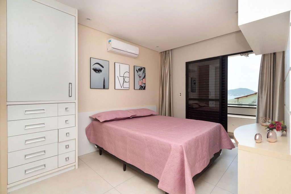 476   Cobertura De Luxo Com Vista Mar Em Bombas