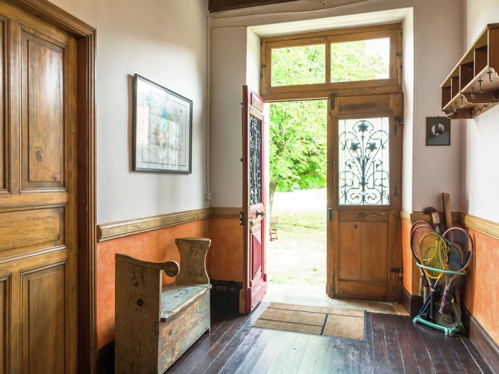 Charming Private Holiday Home With Private Tennis Court and Pool Near Cazals