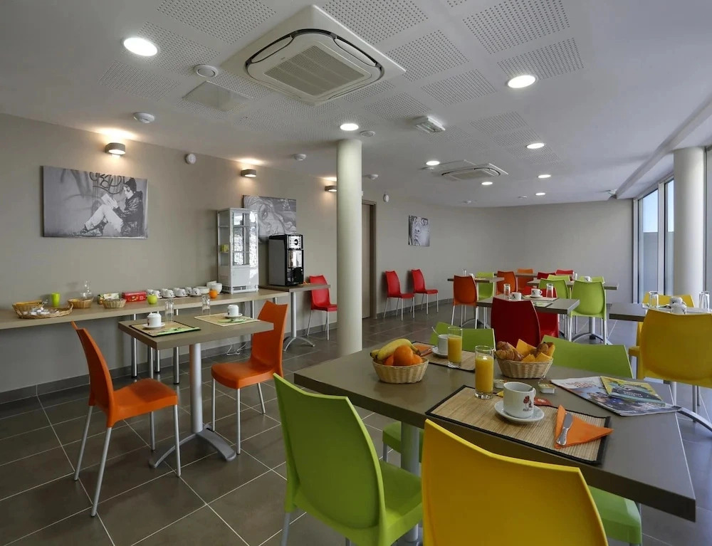 Urban Comfort Stay for 4 in Montpellier