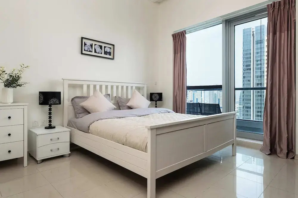 Stunning Marina View 1 bedroom