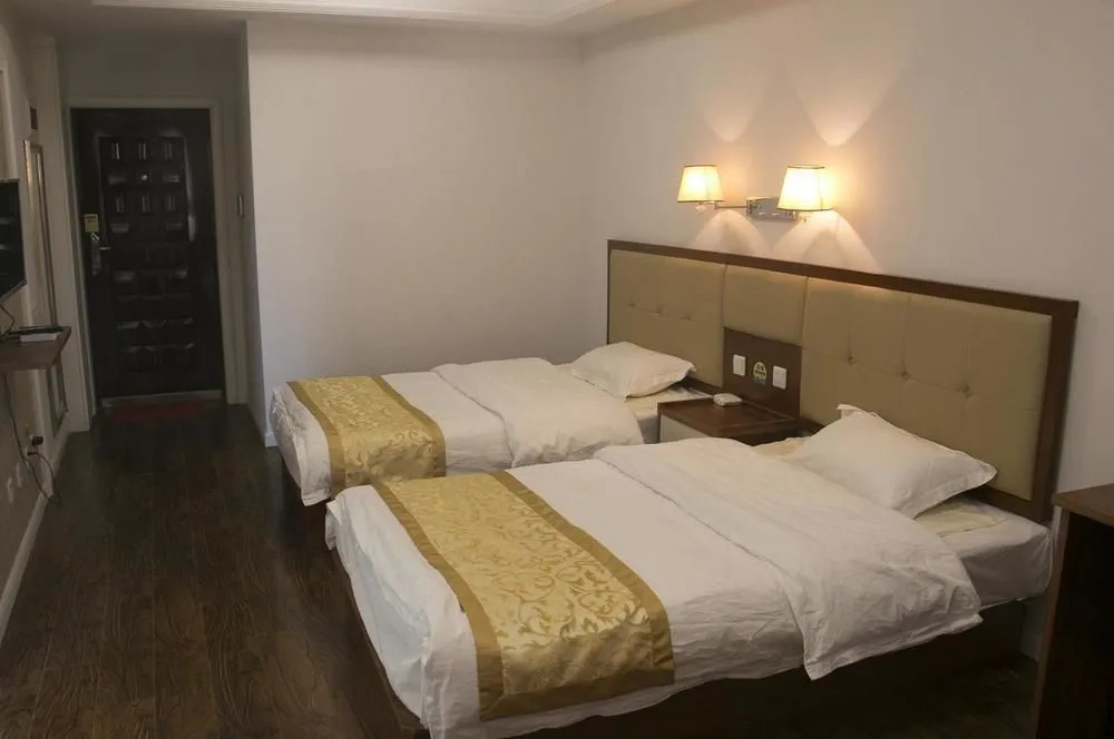 Yiyaju Hotel Apartment Qingdao 7080 Central Square