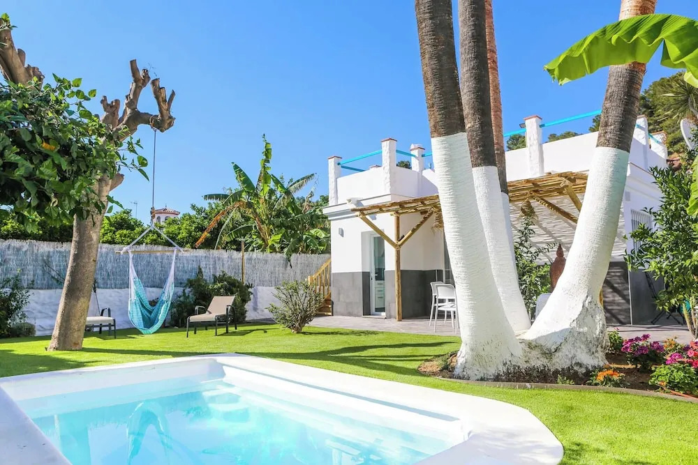 Villa El Ranchito By Seric, 15 walking to the beach