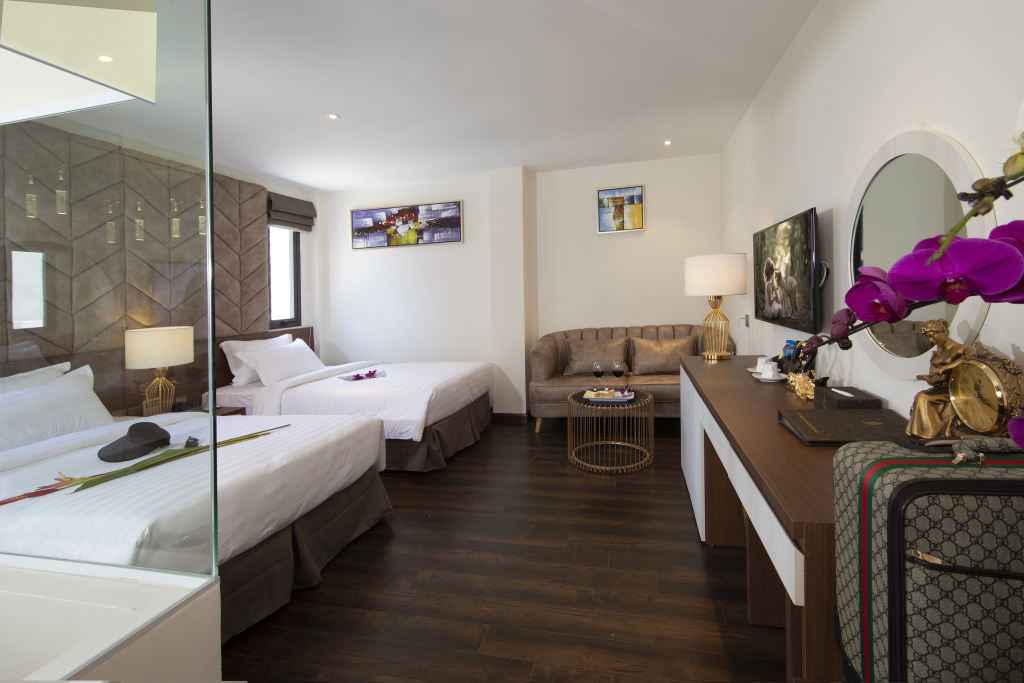 Diamond Hill Hotel