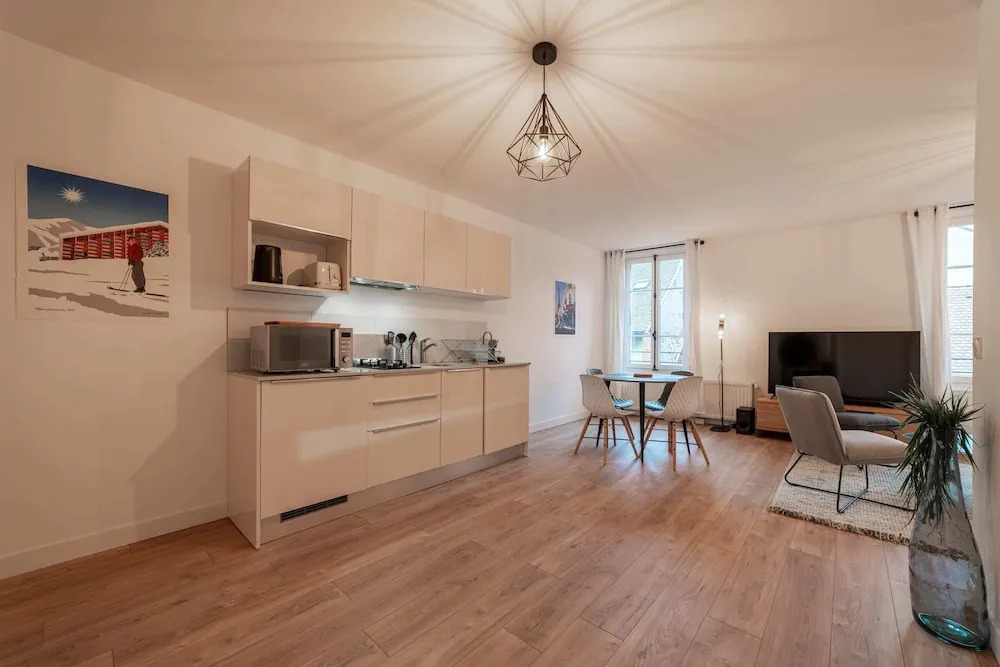 Le 37 Private apartment