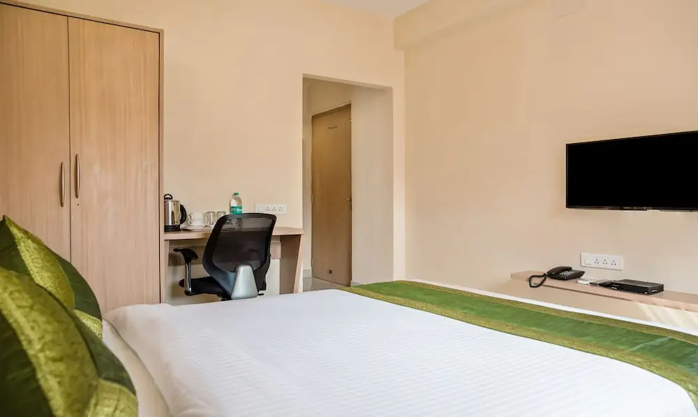 Treebo Indus Residency Premium