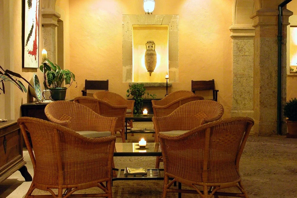 Hotel Llenaire