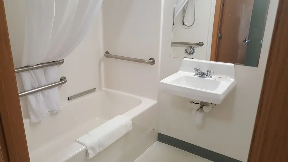 Amerivu Inn And Suites New Richmond