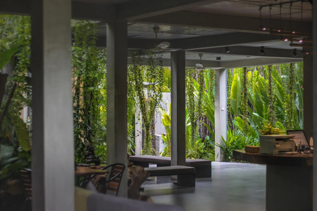 Larimar Hotel & Resort