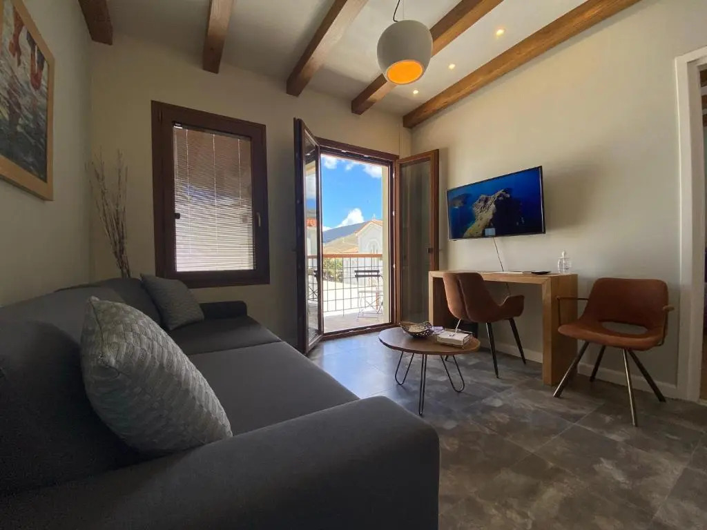Andros 4 All Seasons Villas & Suites