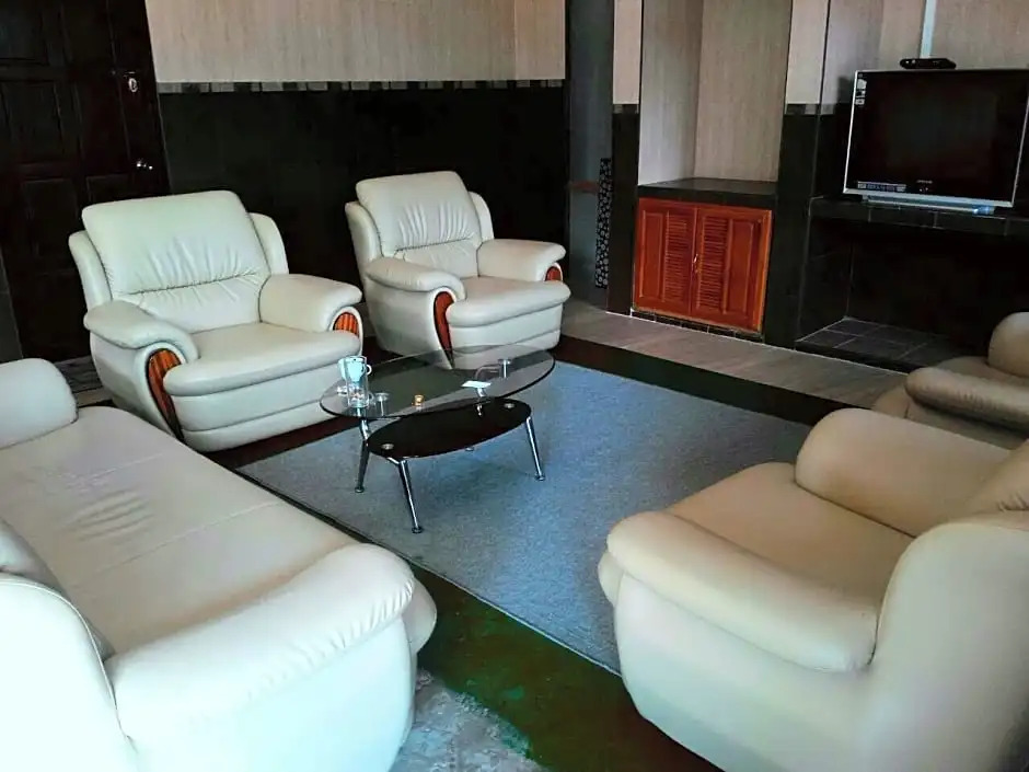 Khanom Hostel