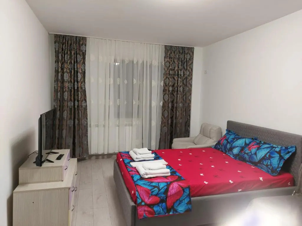 Bya Brown Residence