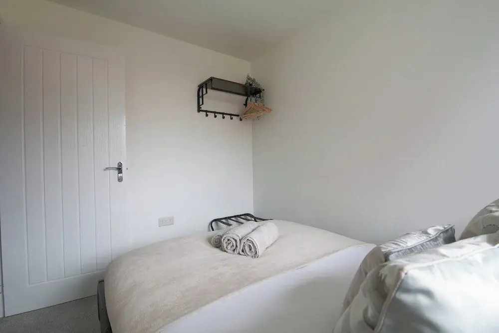 The Haven Modern 4-bed Home With Garden