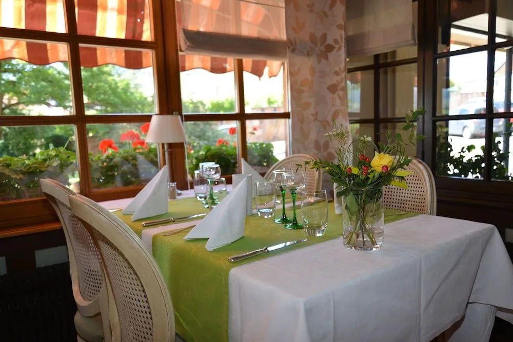 Hotel Munsch Restaurant & Wellness, Colmar Nord - Haut-Koenigsbourg