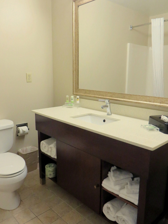 Country Inn & Suites by Radisson, Bel Air-Aberdeen, MD