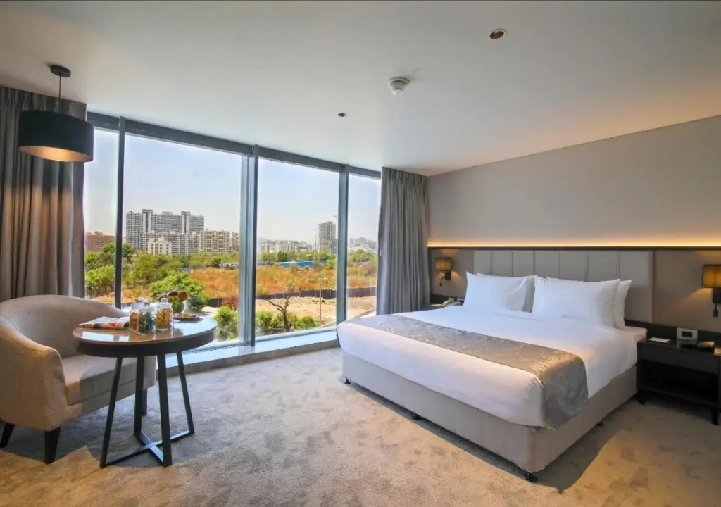 Essentia Premier Hotel Pune Wakad