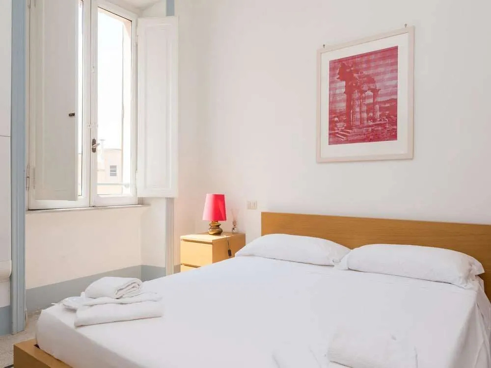 RSH Vatican Comfortable Sunny Apartment