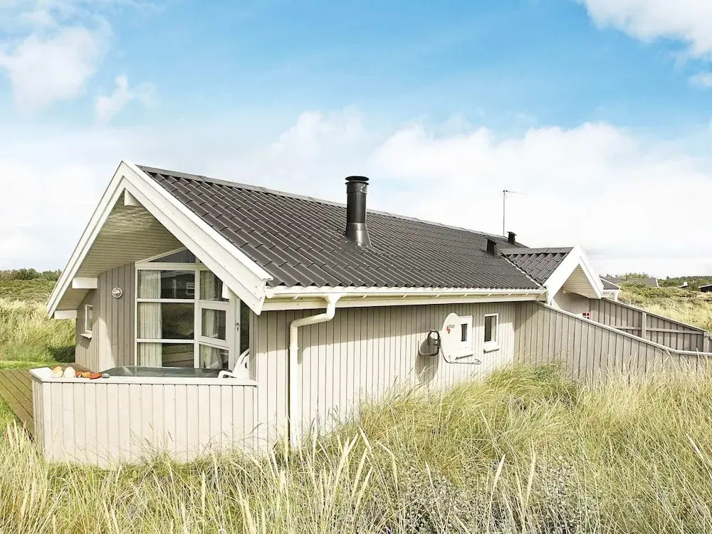 Spacious Holiday Home Nearby the National Park Loonse en Drunese Duinen
