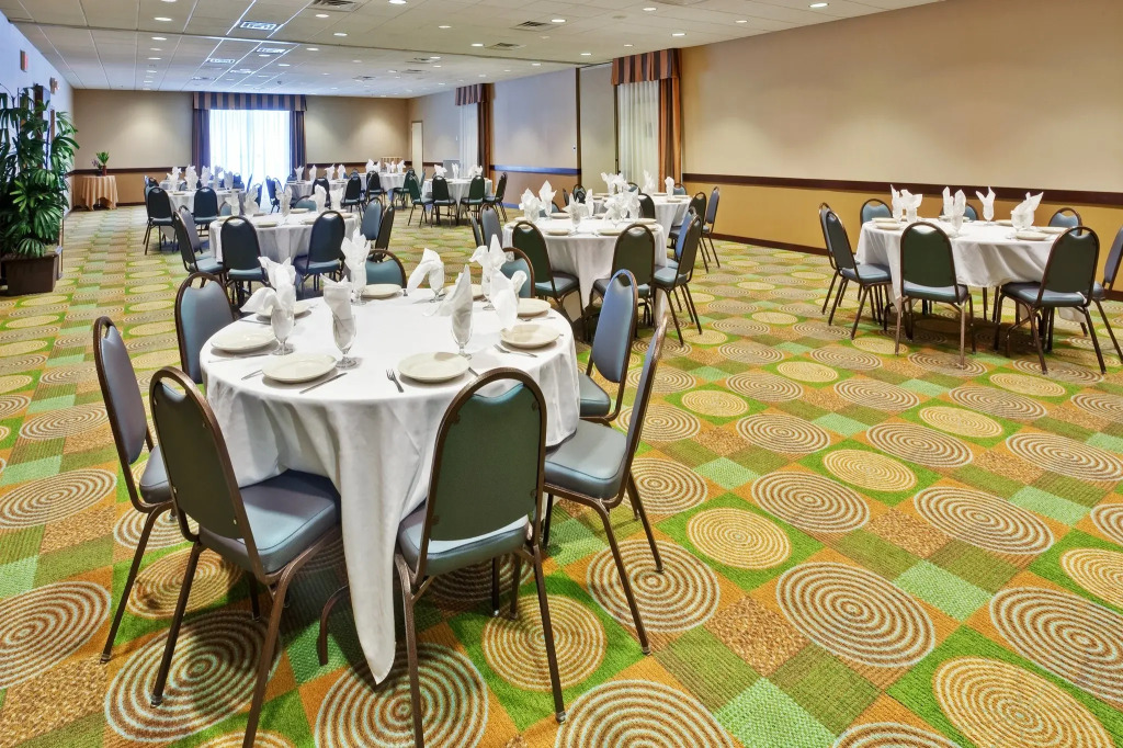 Holiday Inn Bloomington-University Area by IHG