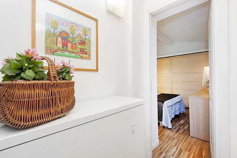 Apollo Apartment