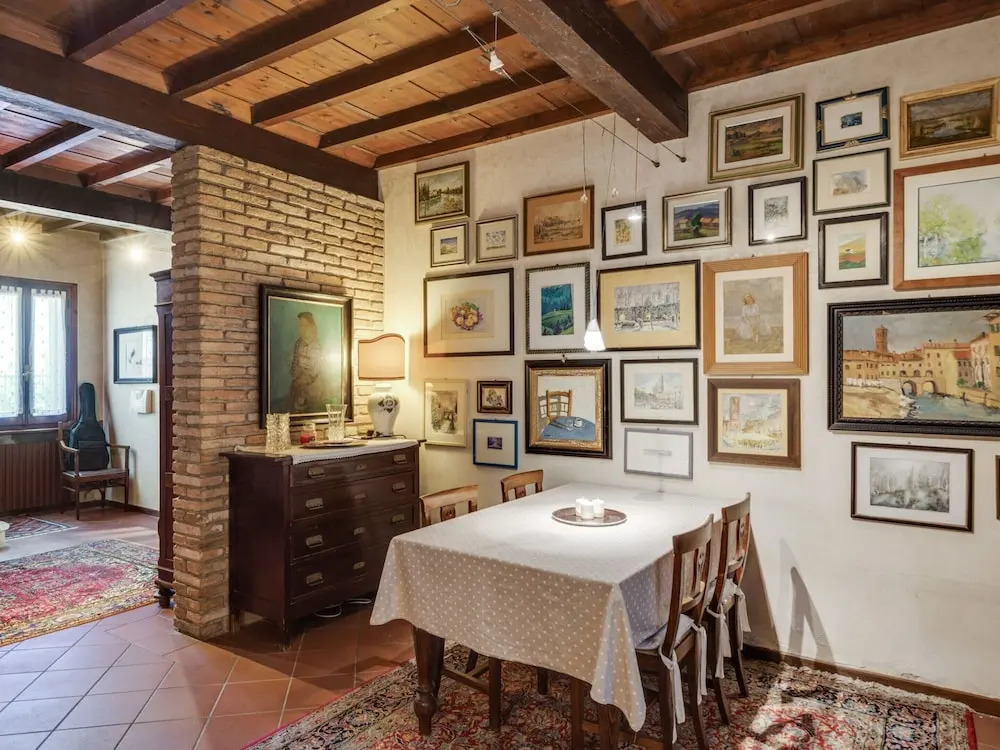 Villa in Castelbelforte near Lago di Garda
