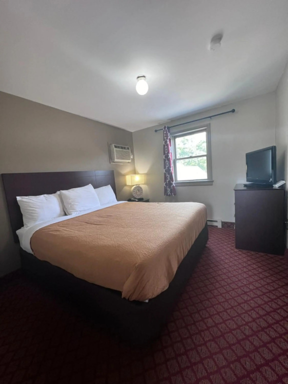 Rodeway Inn & Suites Hershey Chocolate Avenue