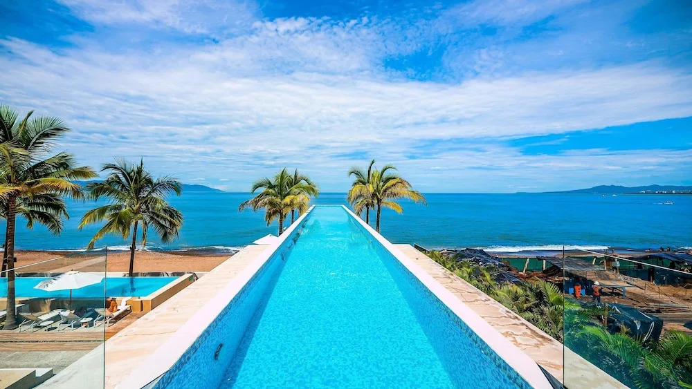 Panoramic Hot Tub Oceanview Luxury 4BR Penthouse