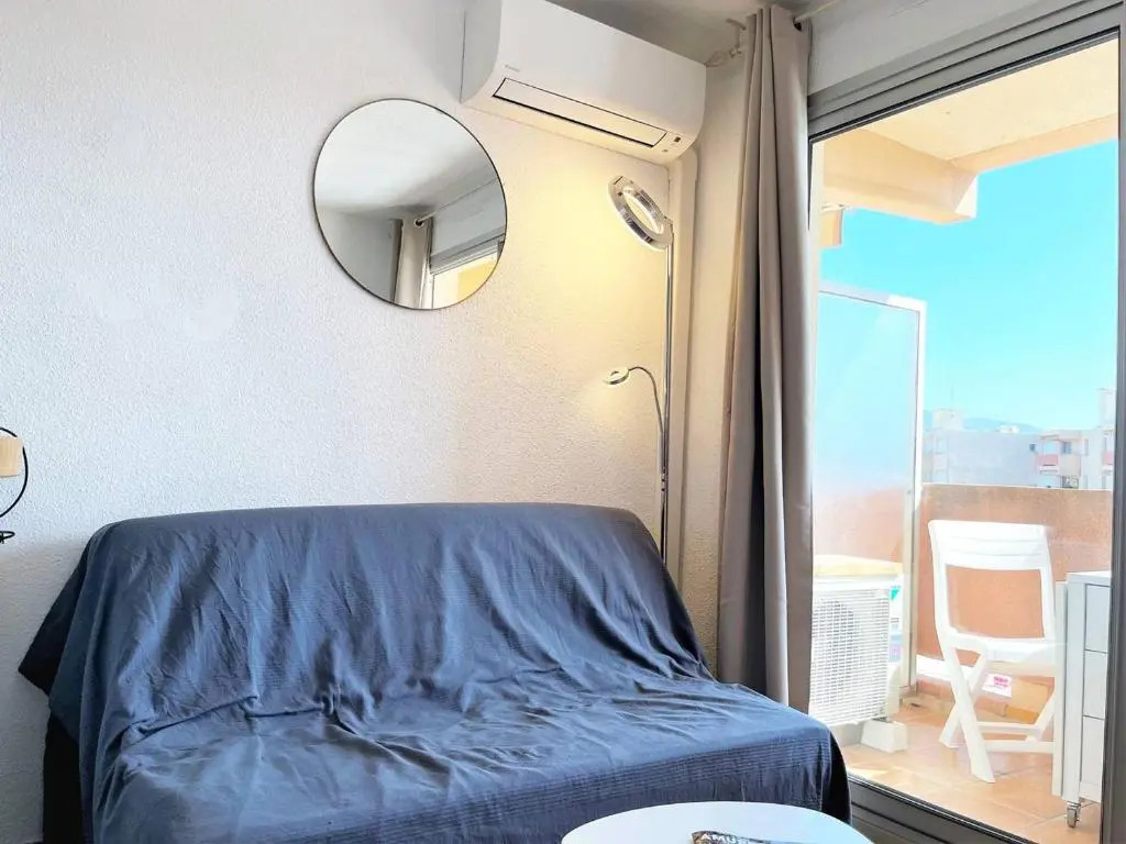 Appartement Bormes-les-Mimosas, 1 pièce, 2 personnes - FR-1-251-414