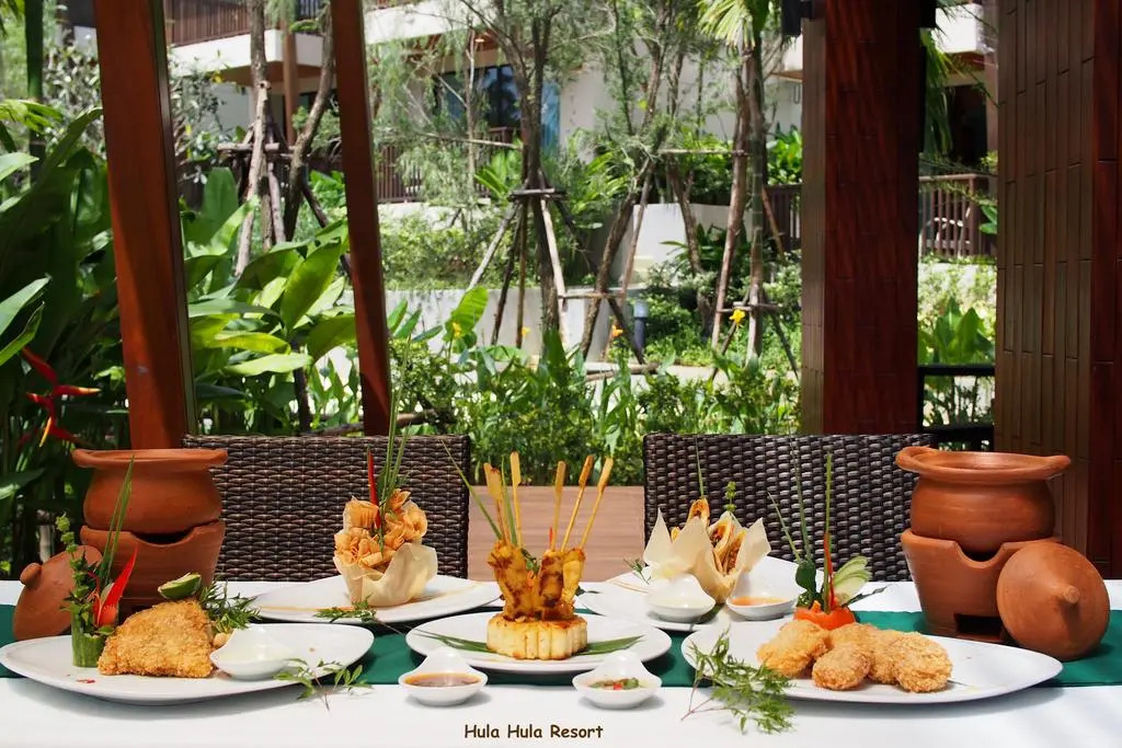 HULA HULA RESORT l truly tropical and fun wellness