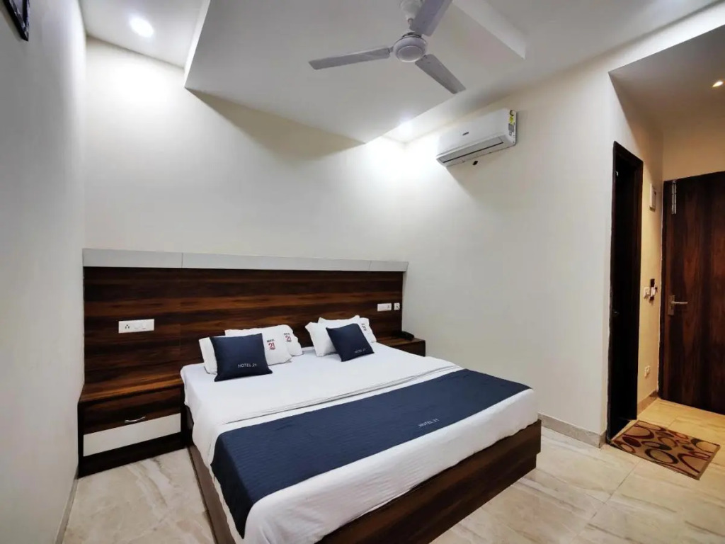 Hotel 21 Chandigarh