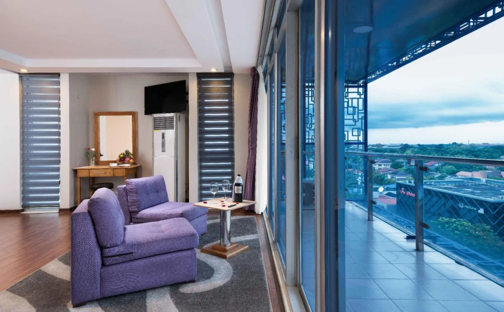 The Hub Hotel