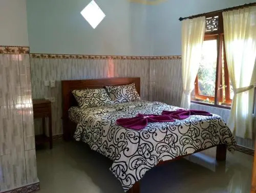 Tudes Family Homestay