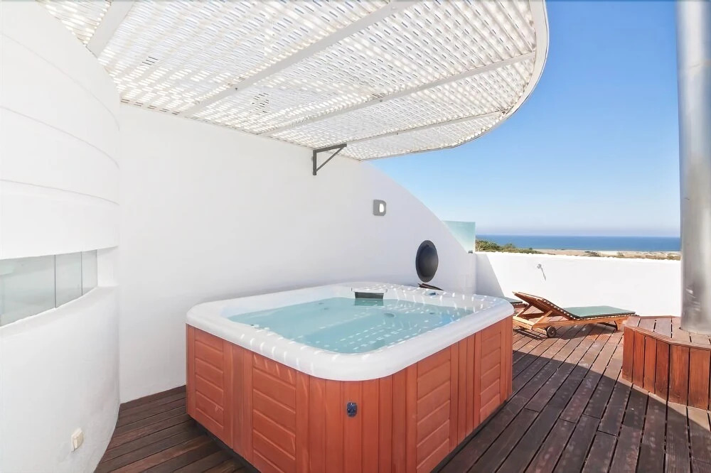 Atlantic Apartment