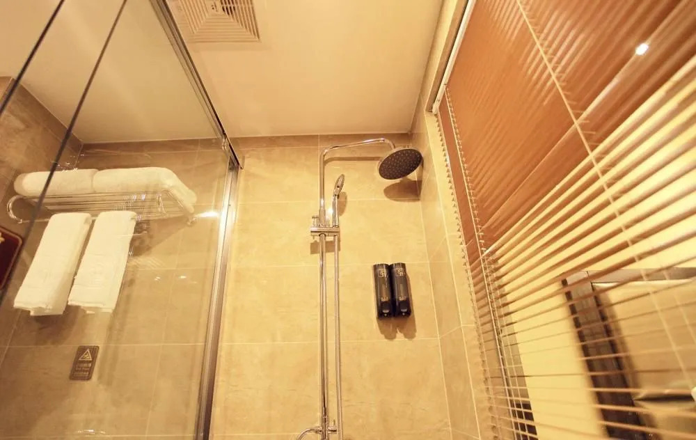 YJ Intl. Hotel