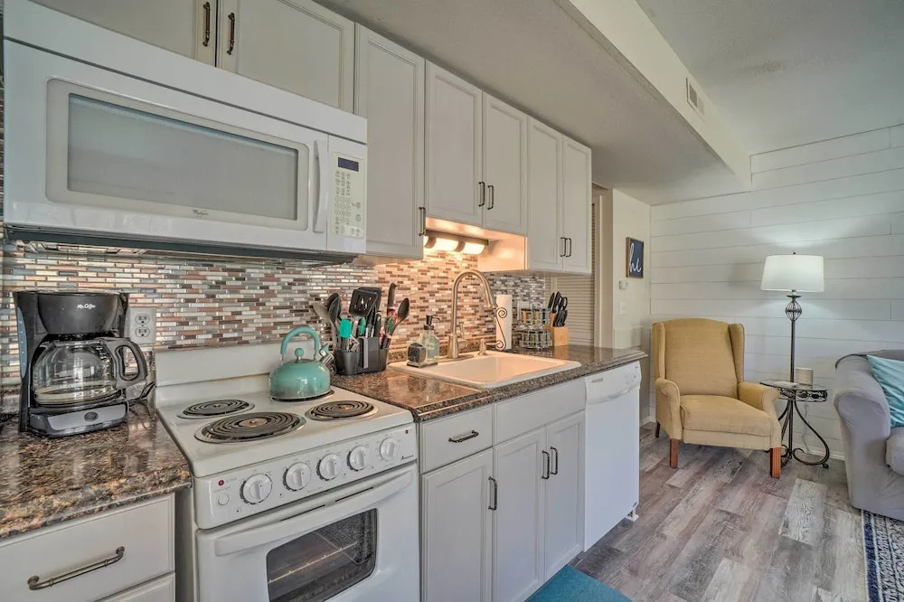 Branson Condo w/ Community Amenities: Near Dtwn!