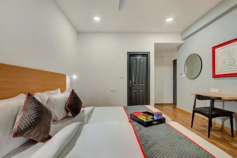 OYO Townhouse 74778 Greater Noida