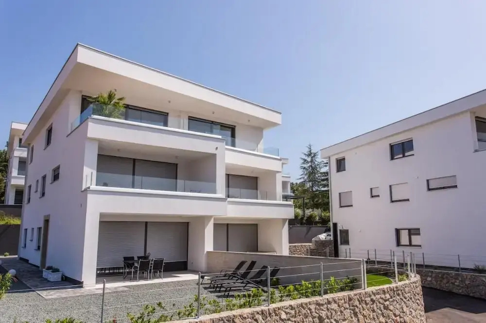 Apartments Marina