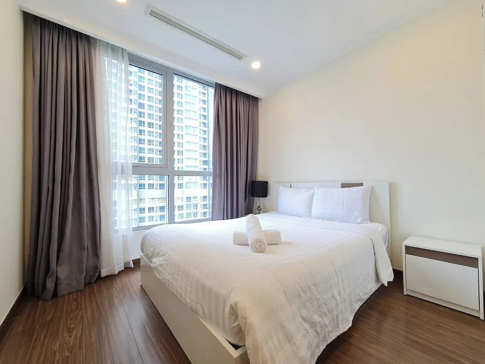 The Aquamarine Landmark Suites - Poolside Access at L4B