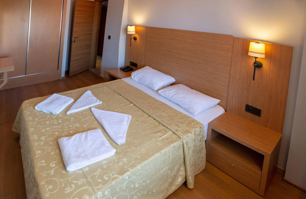 A. Emreli Suite Hotel
