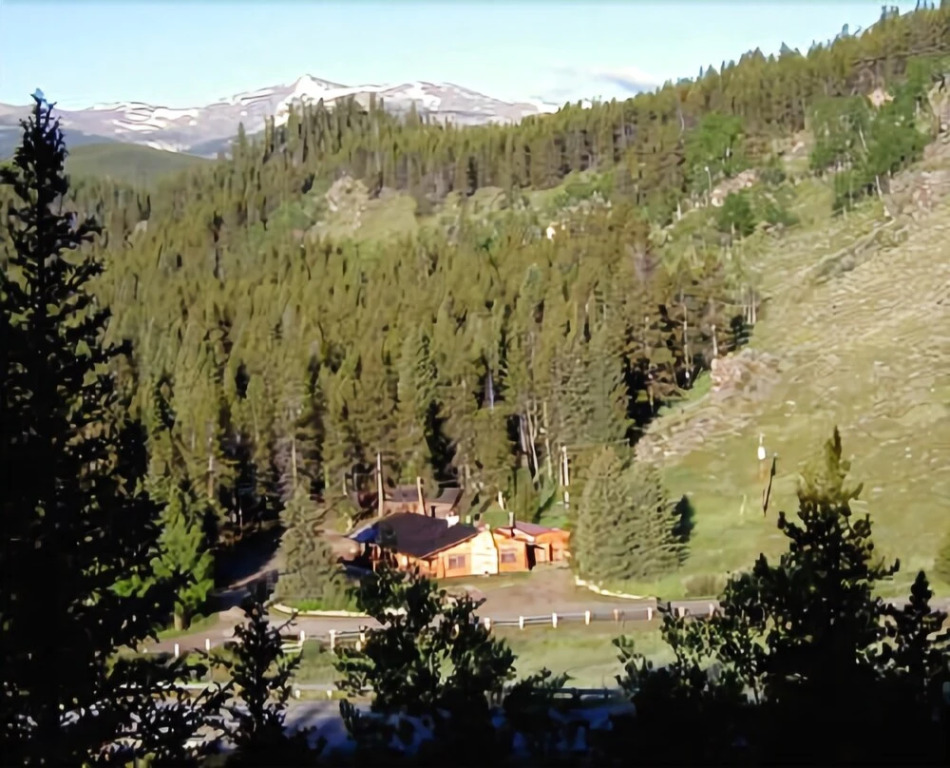 South Fork Mountain Lodge